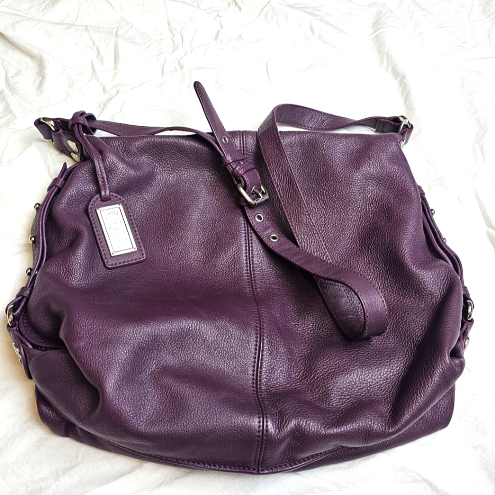 Badgley Mischka‎ Leather Amethyst Purple Hand Crossbody Bag Silver Hardware